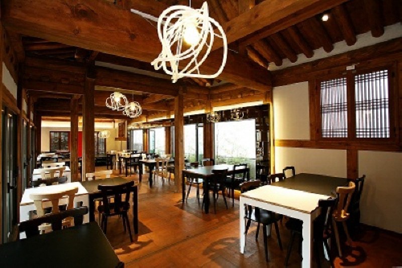 The Hanok Smith Likes  (5/7)