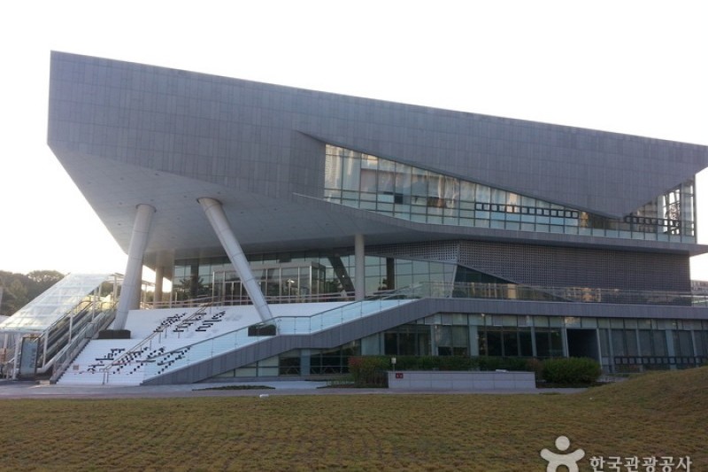 National Hangeul Museum (국립한글박물관) (1/8)