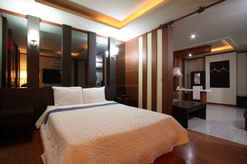 Merdien Hotel - Goodstay  (8/17)