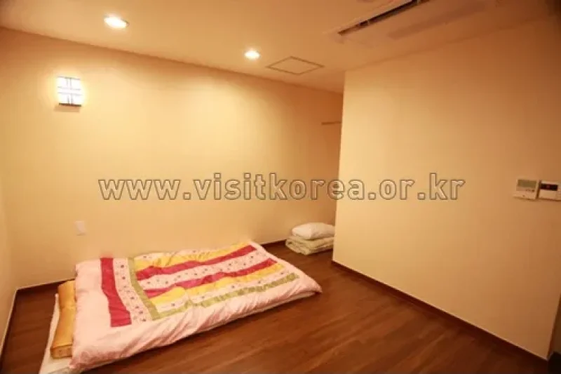 Susong Motel - Goodstay (수송모텔 [우수숙박시설 굿스테이]) (13/16)