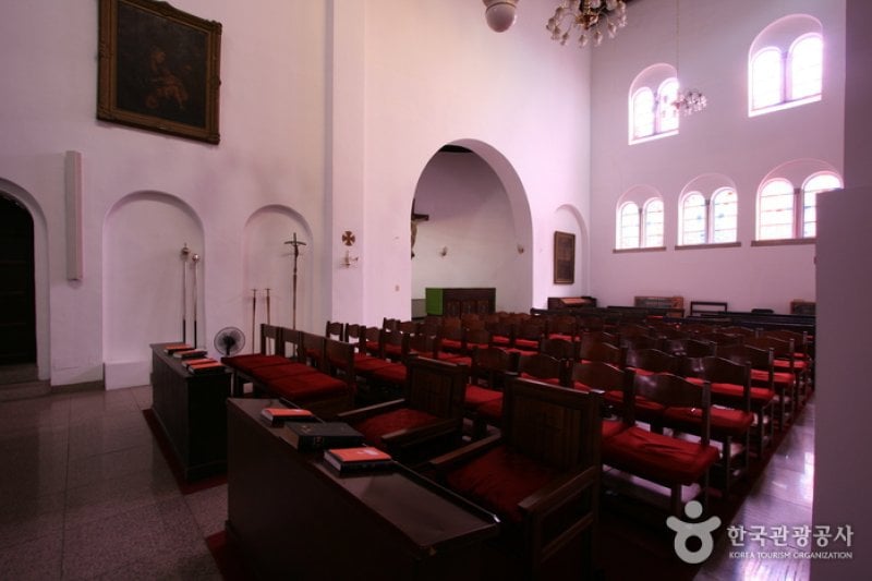 Seoul Cathedral Anglican Church or Korea (대한성공회 서울주교좌성당) (5/7)