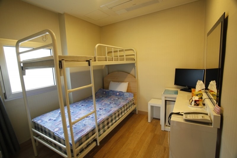 Click Hotel - Goodstay  (8/16)