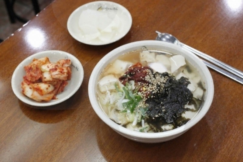 Myeongdong Halmeoni Guksu - Main Branch  (2/18)