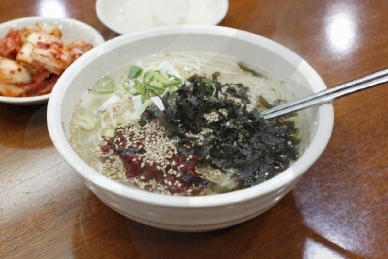 Myeongdong Halmeoni Guksu - Main Branch  (7/18)