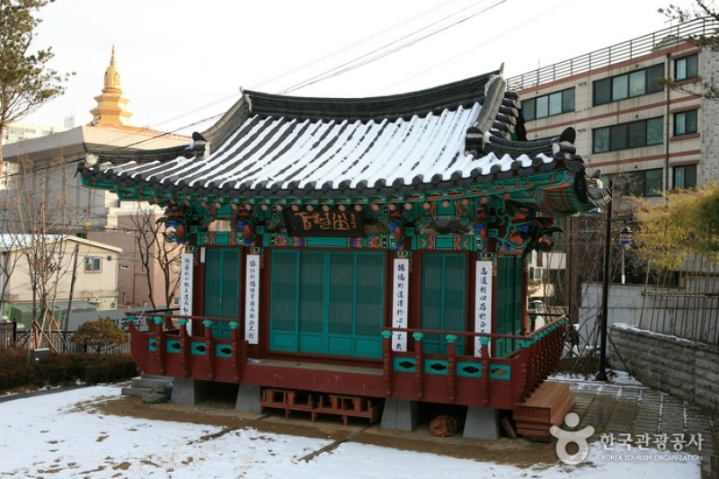 Yangcheonhyanggyo Confucian School  (1/3)