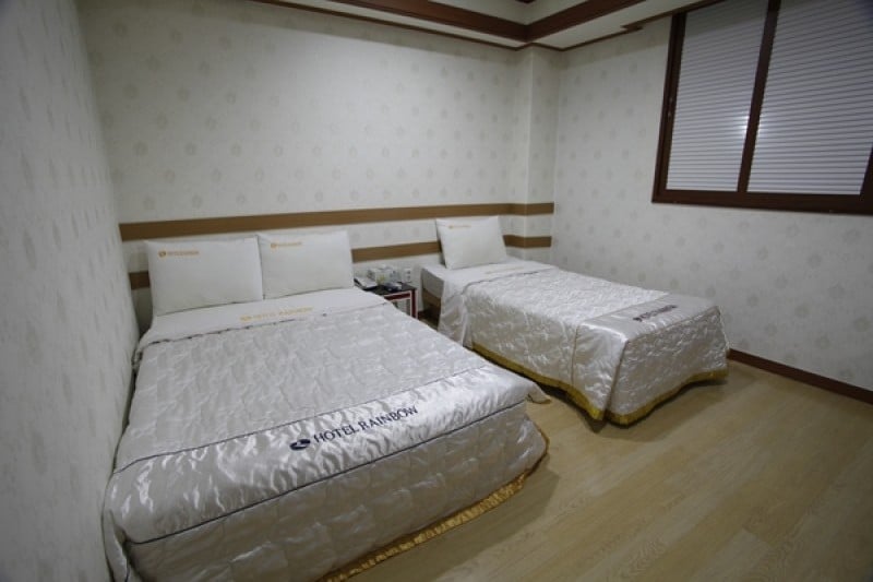 Rainbow Hotel -  Goodstay  (3/22)