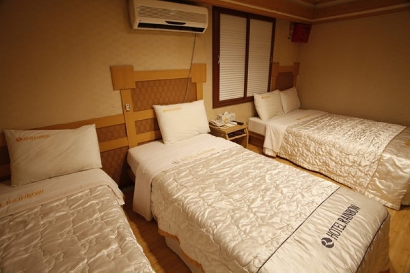 Rainbow Hotel -  Goodstay  (8/22)