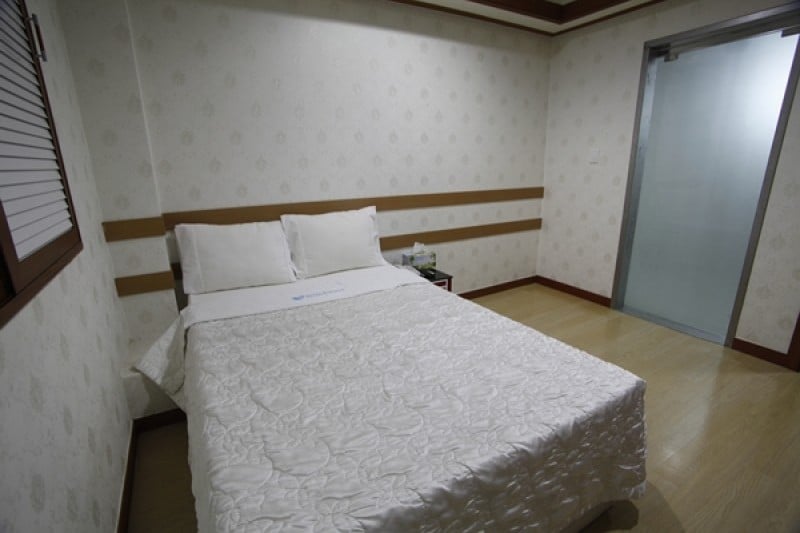 Rainbow Hotel -  Goodstay  (12/22)
