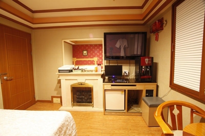 Rainbow Hotel -  Goodstay  (17/22)
