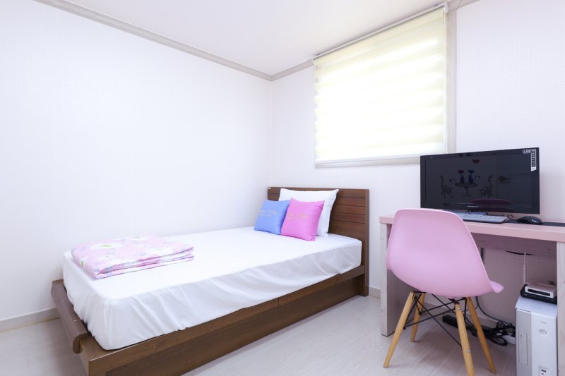 Wowhills guesthouse  (2/8)