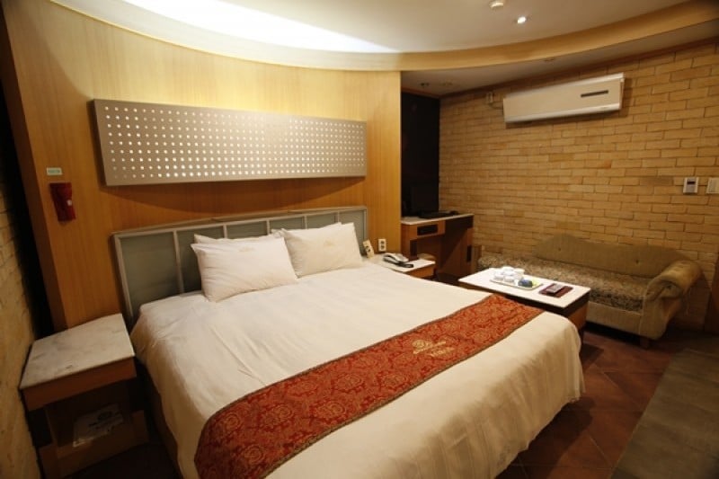 Kobos Hotel - Goodstay  (8/15)
