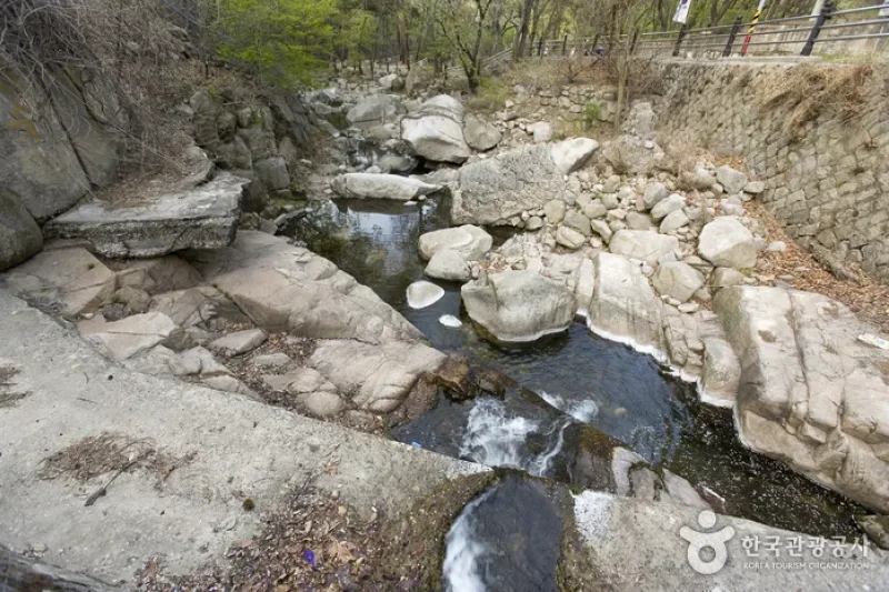 Uidong Valley  (1/7)