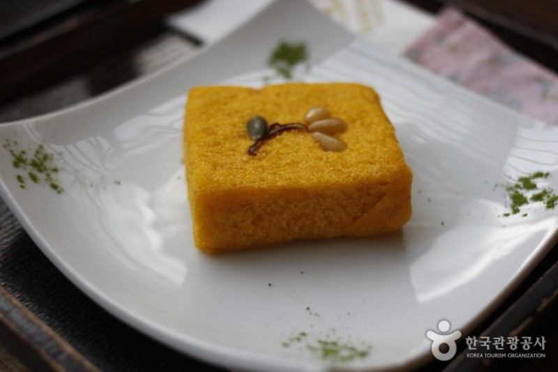 Areumdaun Cha Bangmulgwan  (29/39)