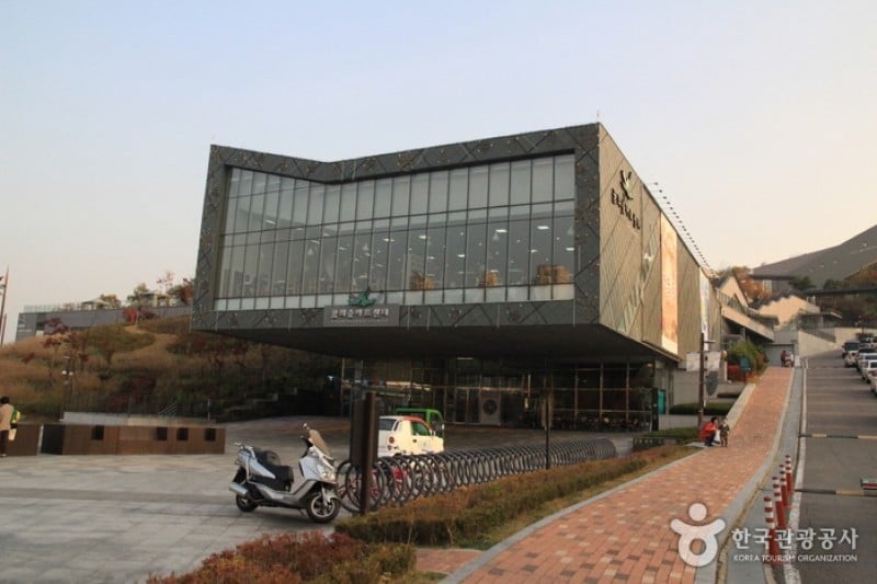 Dream Forest Art Center  (1/4)