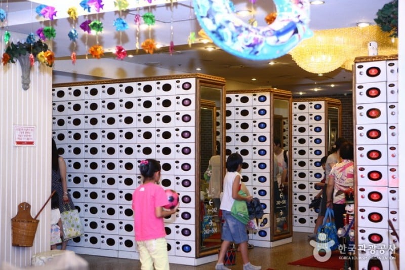 Yongsan Dragon Hill Spa - Getting the Star Treatment: a Massage at a Jjimjilbang(Korean Spa) (7/30)