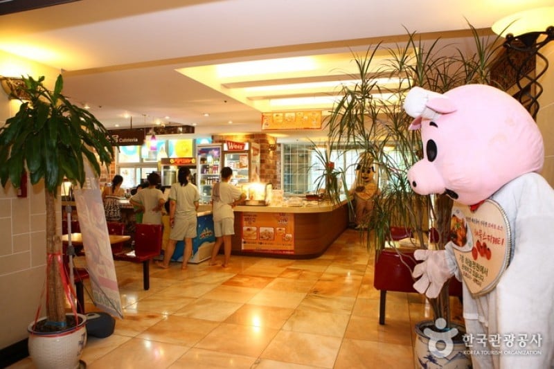 Yongsan Dragon Hill Spa - Getting the Star Treatment: a Massage at a Jjimjilbang(Korean Spa) (26/30)
