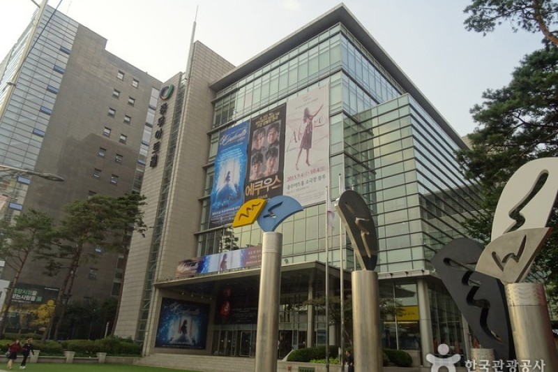 Chungmu Art Hall  (1/4)