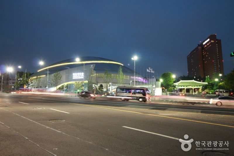 Jangchung Gymnasium  (1/4)
