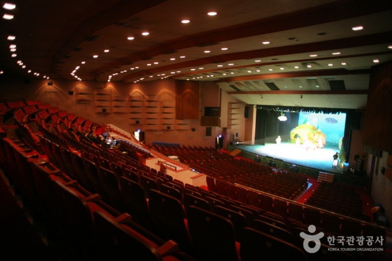 The K Art Hall  (1/4)