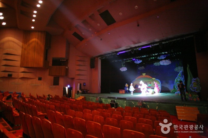 The K Art Hall  (2/4)