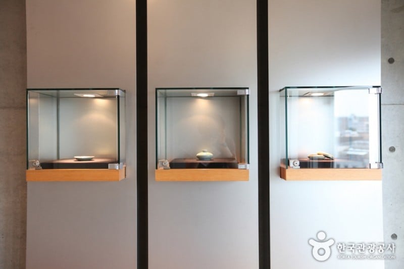 Coreana Art &amp; Culture Complex  (8/12)