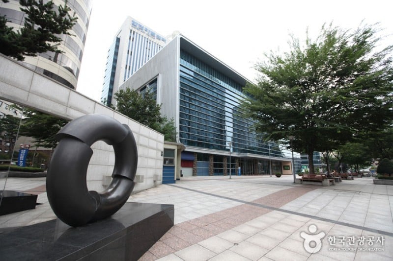 Korea Electric Power Corporation Art Center  (3/3)