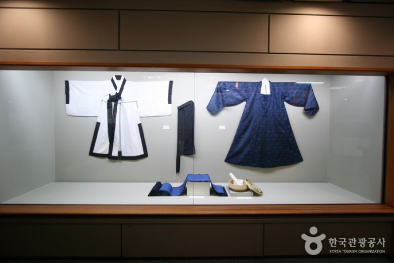 Seoul Center for Important Intangible Cultural Asset  (4/5)