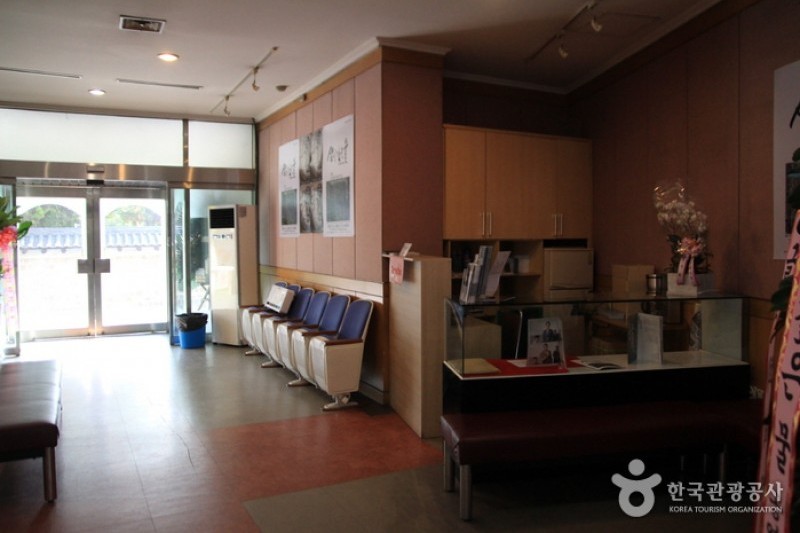 Cecil Theater  (2/3)