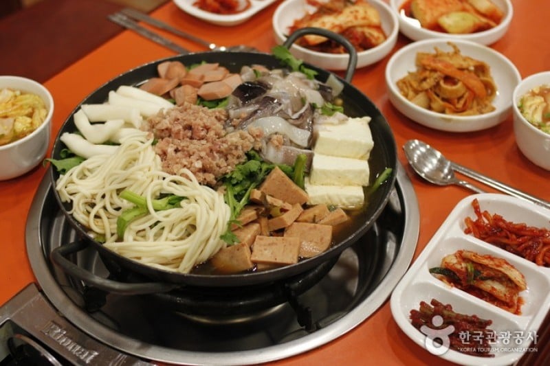 Jinju Hall  (10/18)