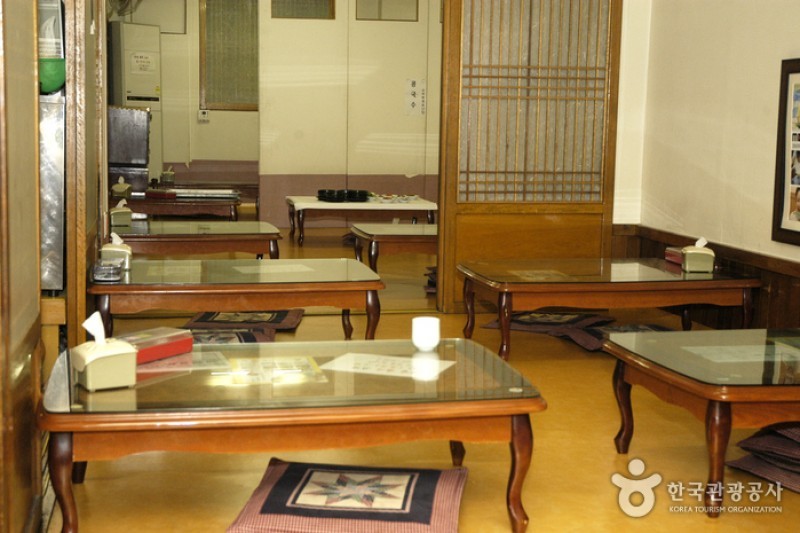 Jeil Bean Restaurant  (6/6)