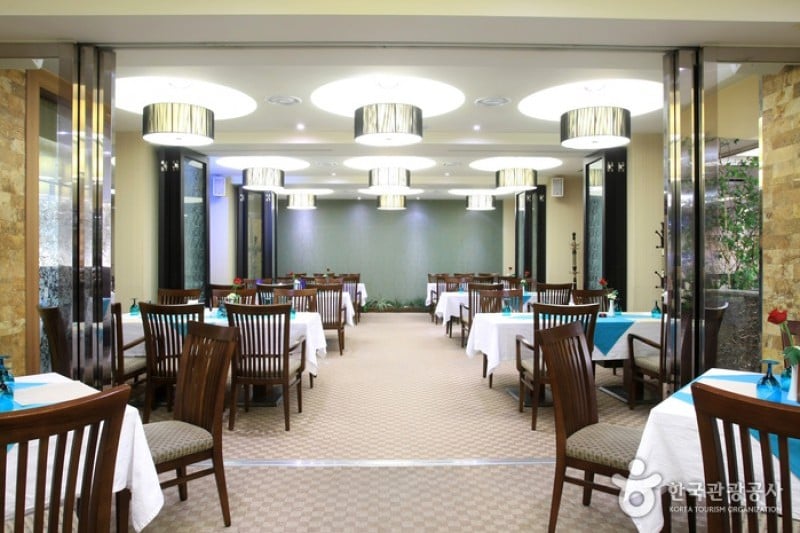 Pacific Hotel  (4/18)