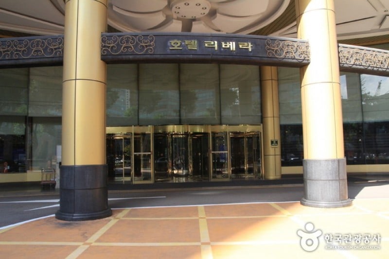 Hotel Riviera  (2/4)