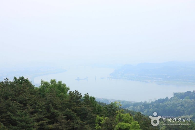 Achasan Mountain 