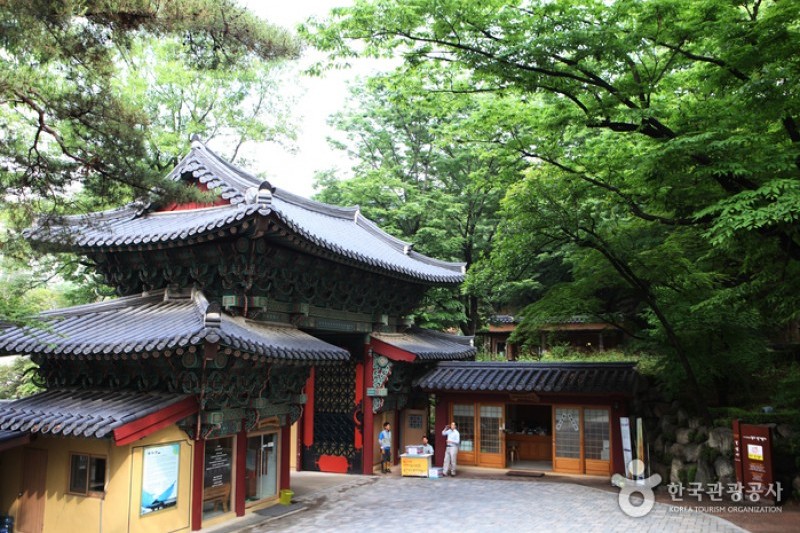 Gilsangsa Temple  (3/5)