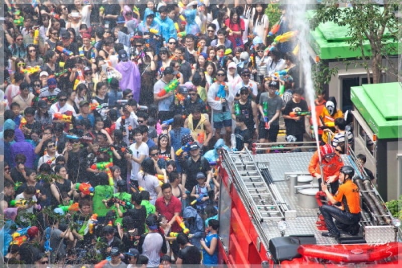 Water Gun Fight Festival   (3/23)