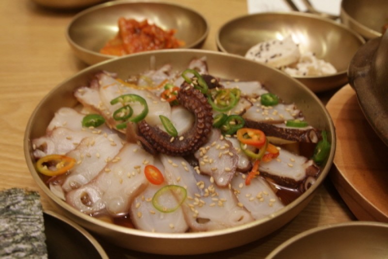 Lee Ha-jeong Ganjang Gejang - Seoul Main Branch (이하정 간장게장 서울본점) (2/18)