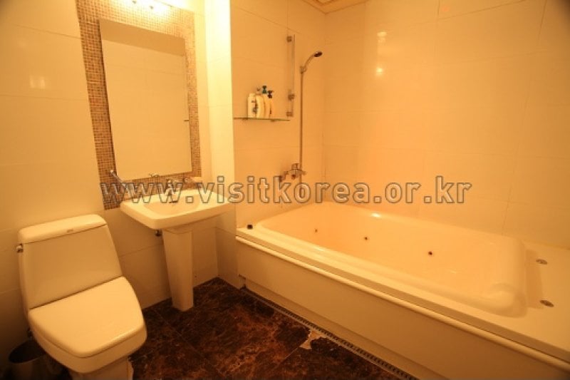 Hotel Star - Goodstay  (10/16)