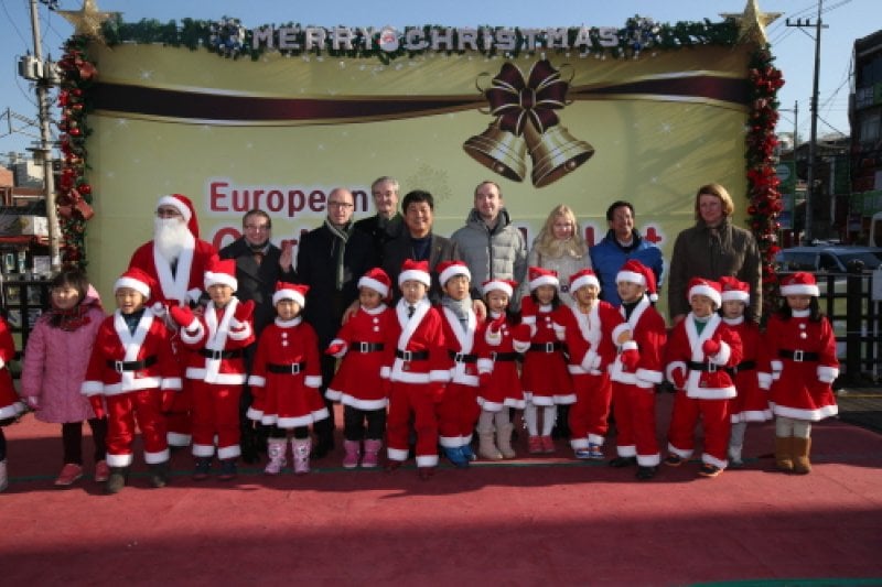 European Christmas Market (유러피언 크리스마스 마켓) (2/12)