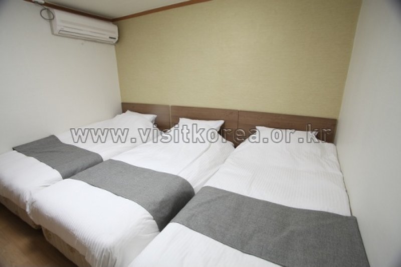 Hotel Sleepy Panda - Goodstay  (11/18)