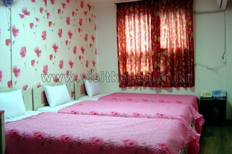 Saewha Hostel - Goodstay  (10/11)