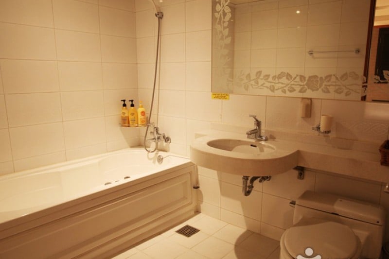 Nobless Hotel - Goodstay  (9/19)