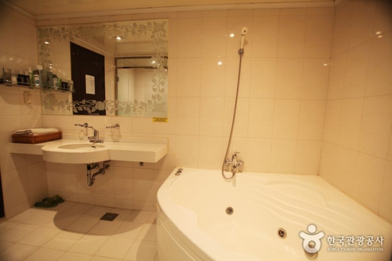 Nobless Hotel - Goodstay  (15/19)