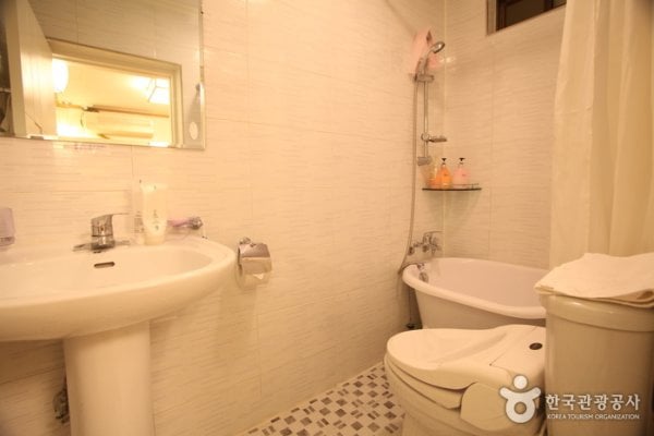 Tour Inn