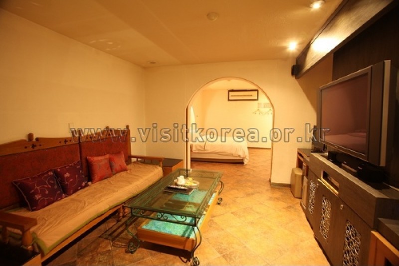Max Hotel - Goodstay  (3/13)