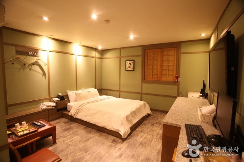 Max Hotel - Goodstay  (8/13)