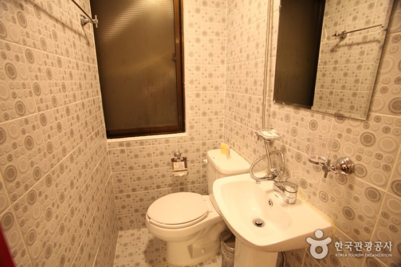 WS Hotel Sinchon - Goodstay  (14/16)