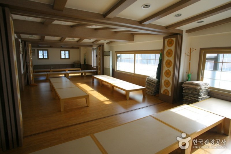 Wonjo 1ho Jangchungdong Halmeonijip(원조1호장충동할머니집) (5/15)