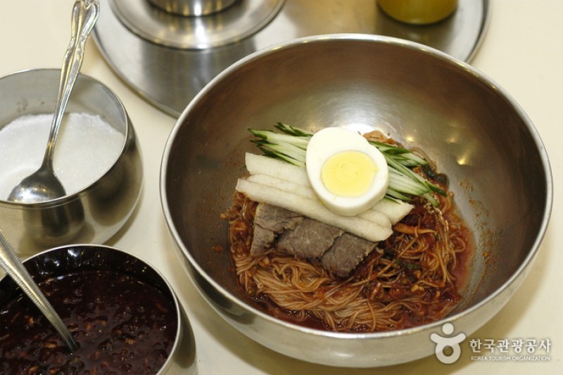 Myeongdong Hamheung Myeonok  (1/5)