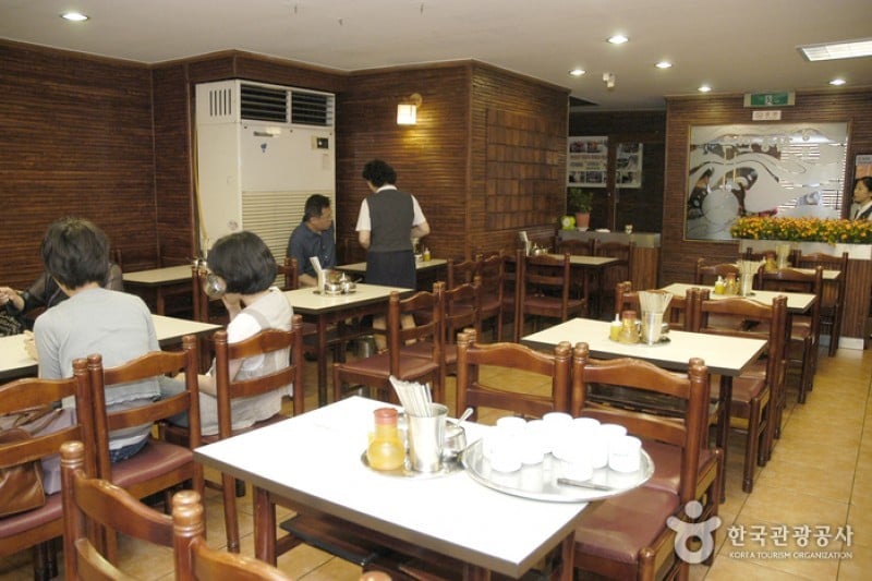 Myeongdong Hamheung Myeonok  (3/5)