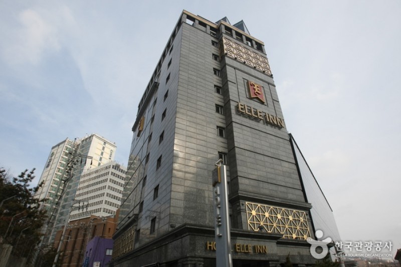 Hotel Elleinn  (1/17)